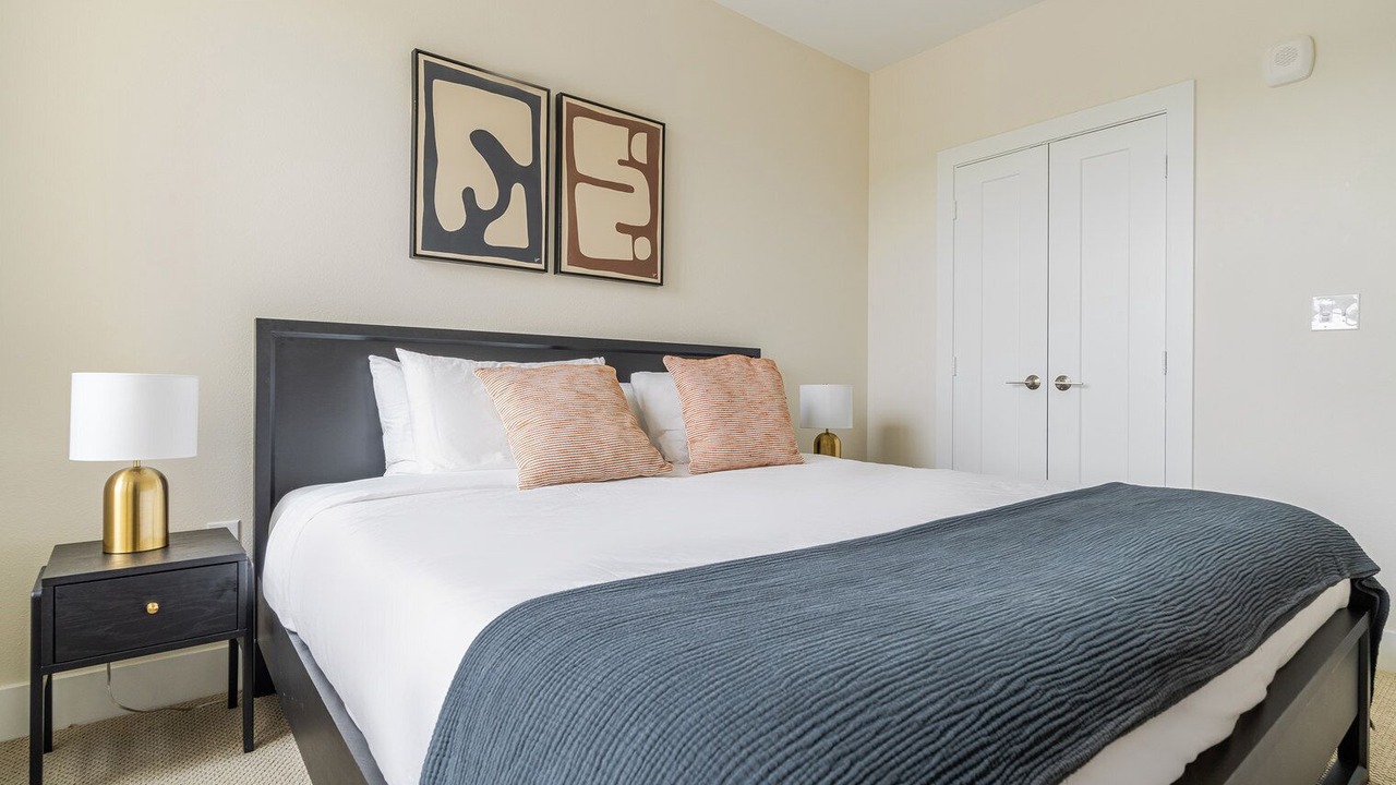 Photo of Bedroom in Scofield Farms