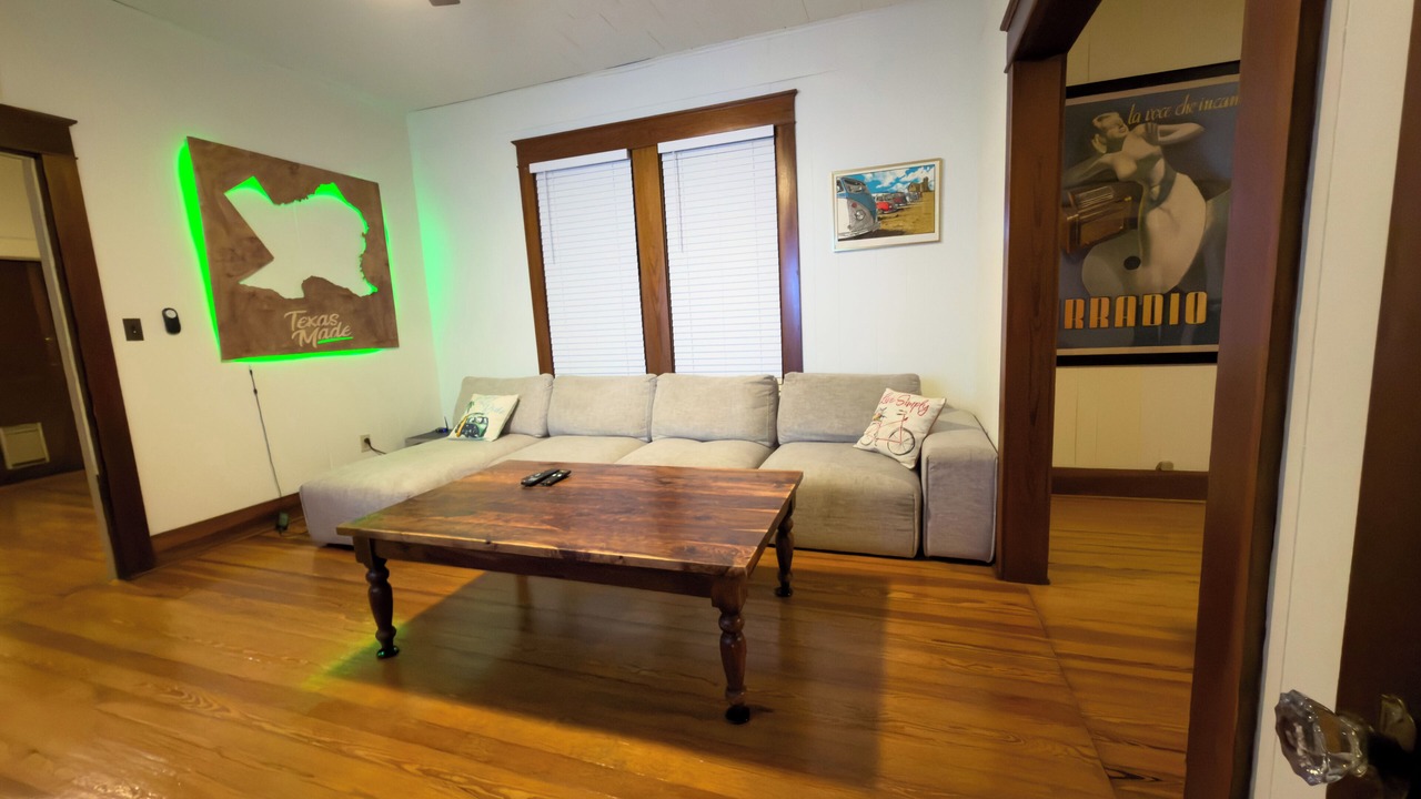 Photo of Livingroom in Hutto