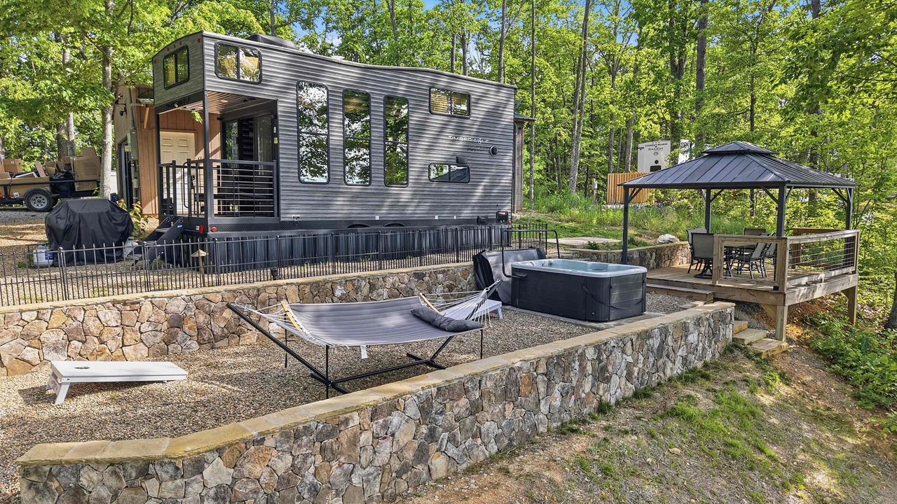 Photo of Patio Balcony in Tallassee
