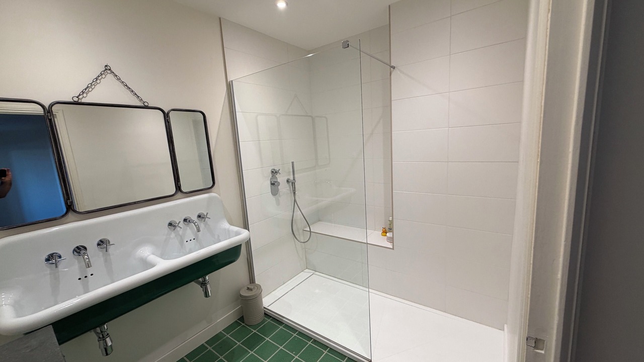 Photo of Bathroom in Saint - Aubin - Dupuy