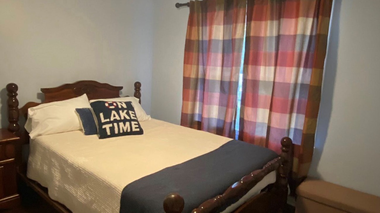 Photo of Bedroom in Semora