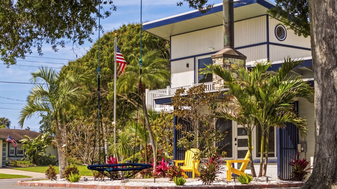 Photo of Outdoor in Bayshore Gardens