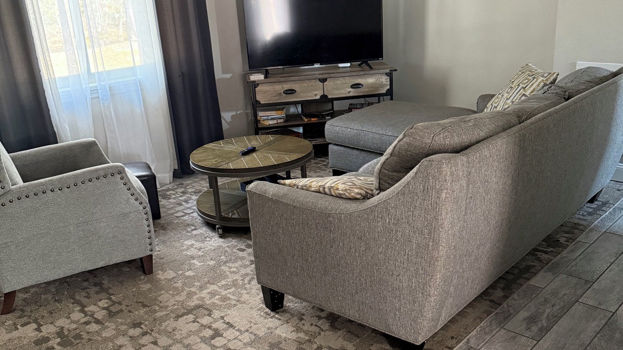 Photo of Livingroom in Leesburg