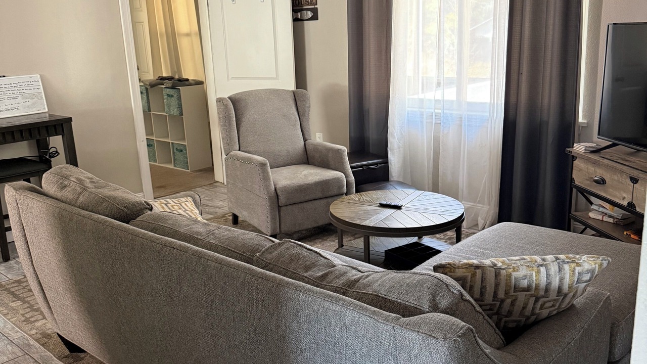Photo of Livingroom in Leesburg