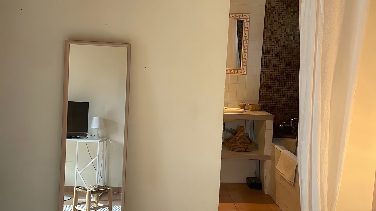 Photo of Bedroom in Saint-Etienne-du-Gres