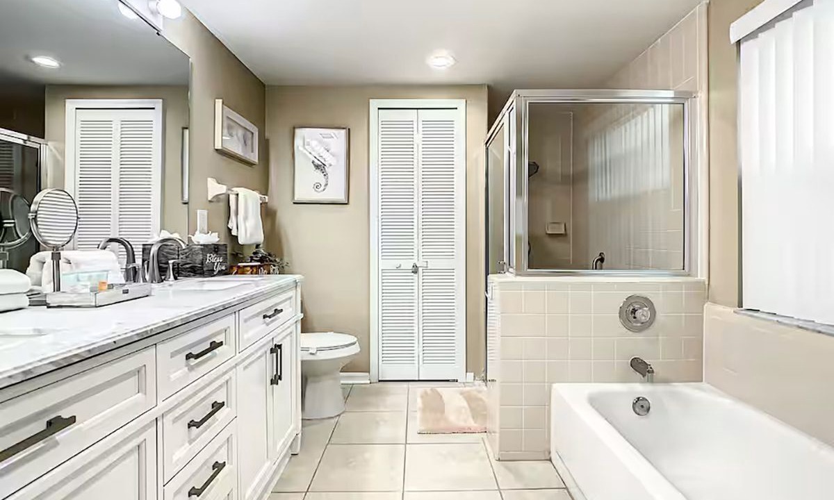 Photo of Bathroom in Lindfields