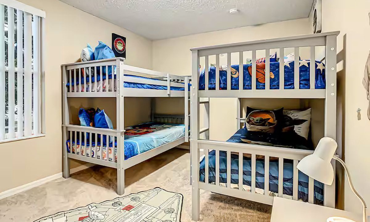 Photo of Bedroom in Lindfields