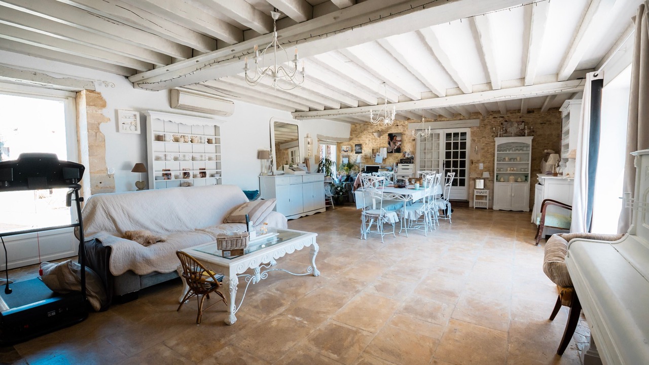 Photo of Livingroom in Ryes