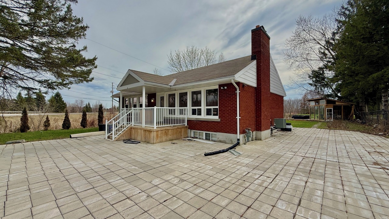 Photo of Outdoor in Ottawa Division
