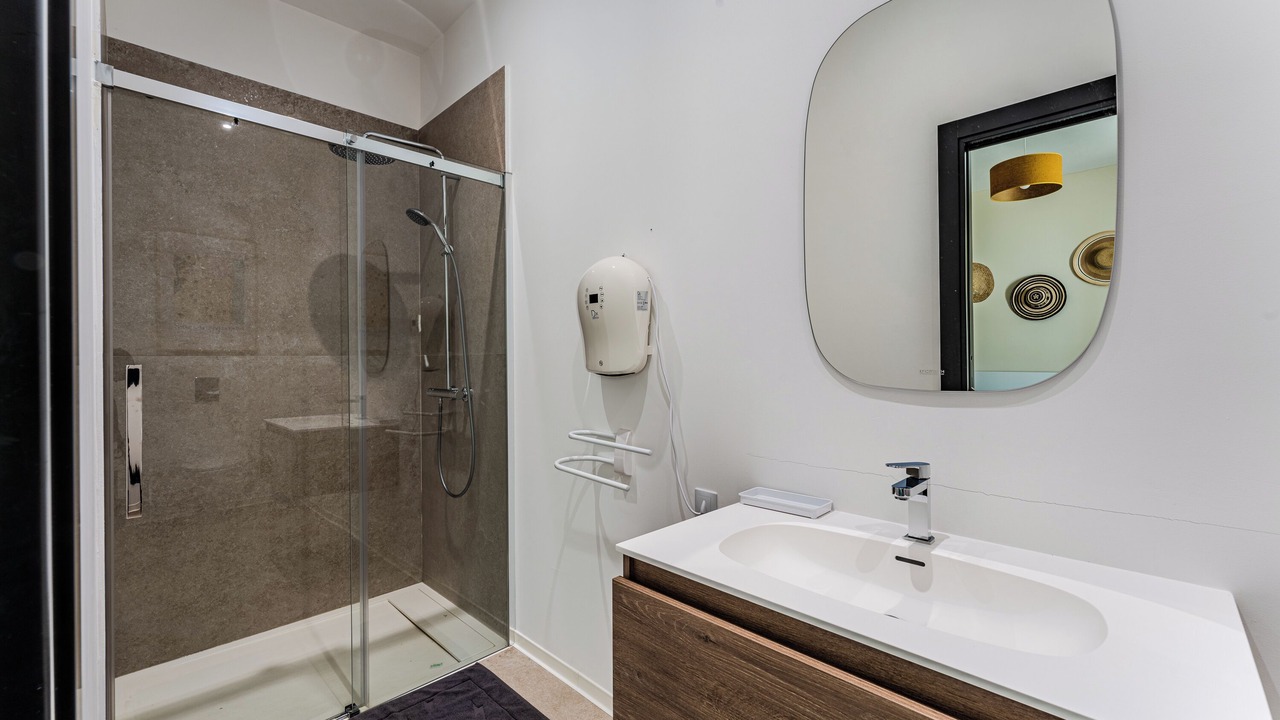 Photo of Bathroom in Gaillan-en-Medoc