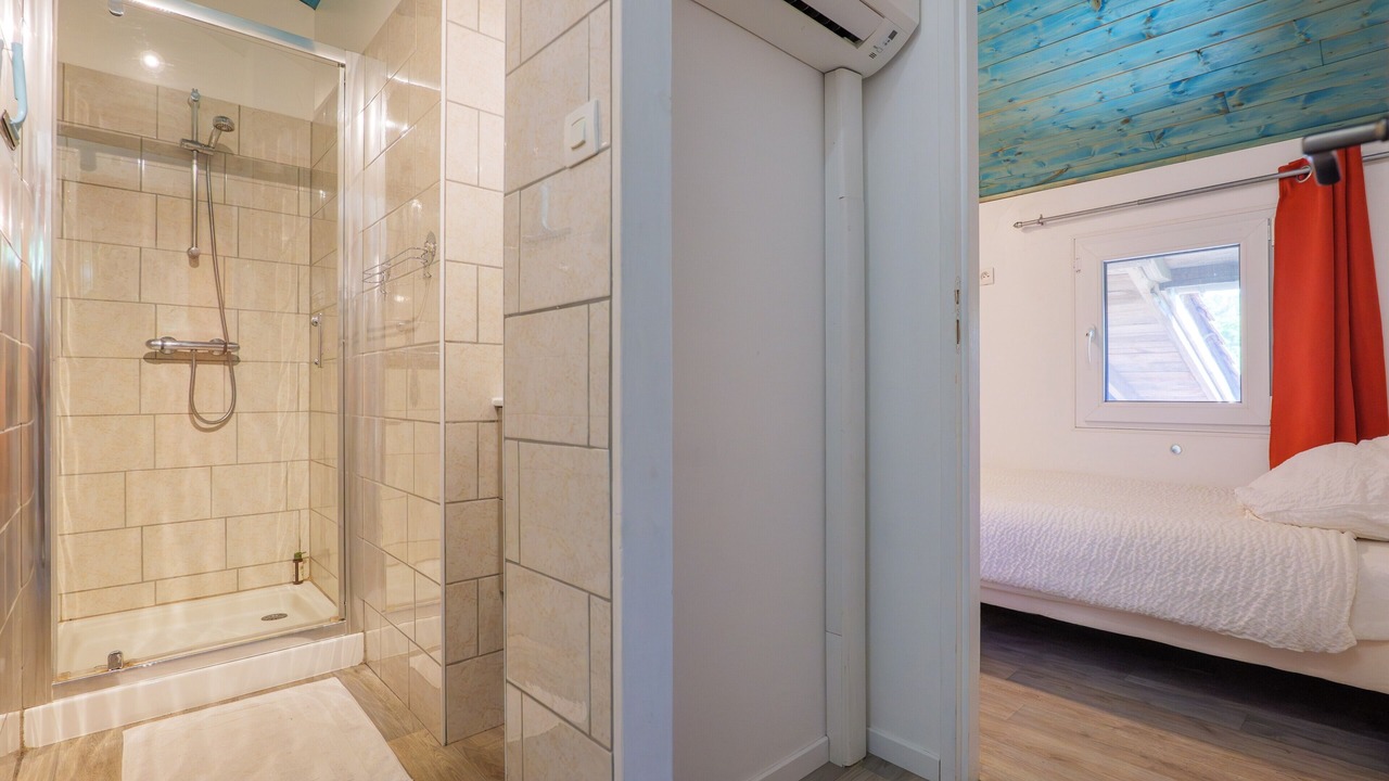 Photo of Bathroom in Les Vans