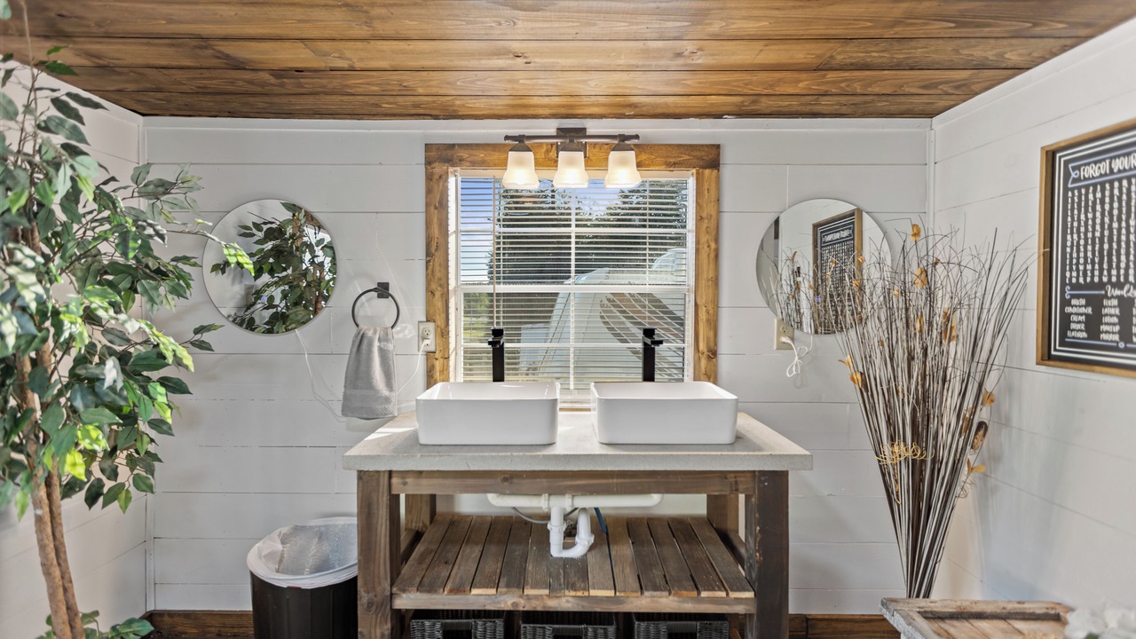 Photo of Bathroom in Robbins