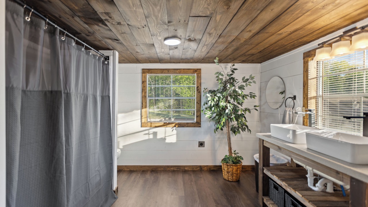 Photo of Bathroom in Robbins