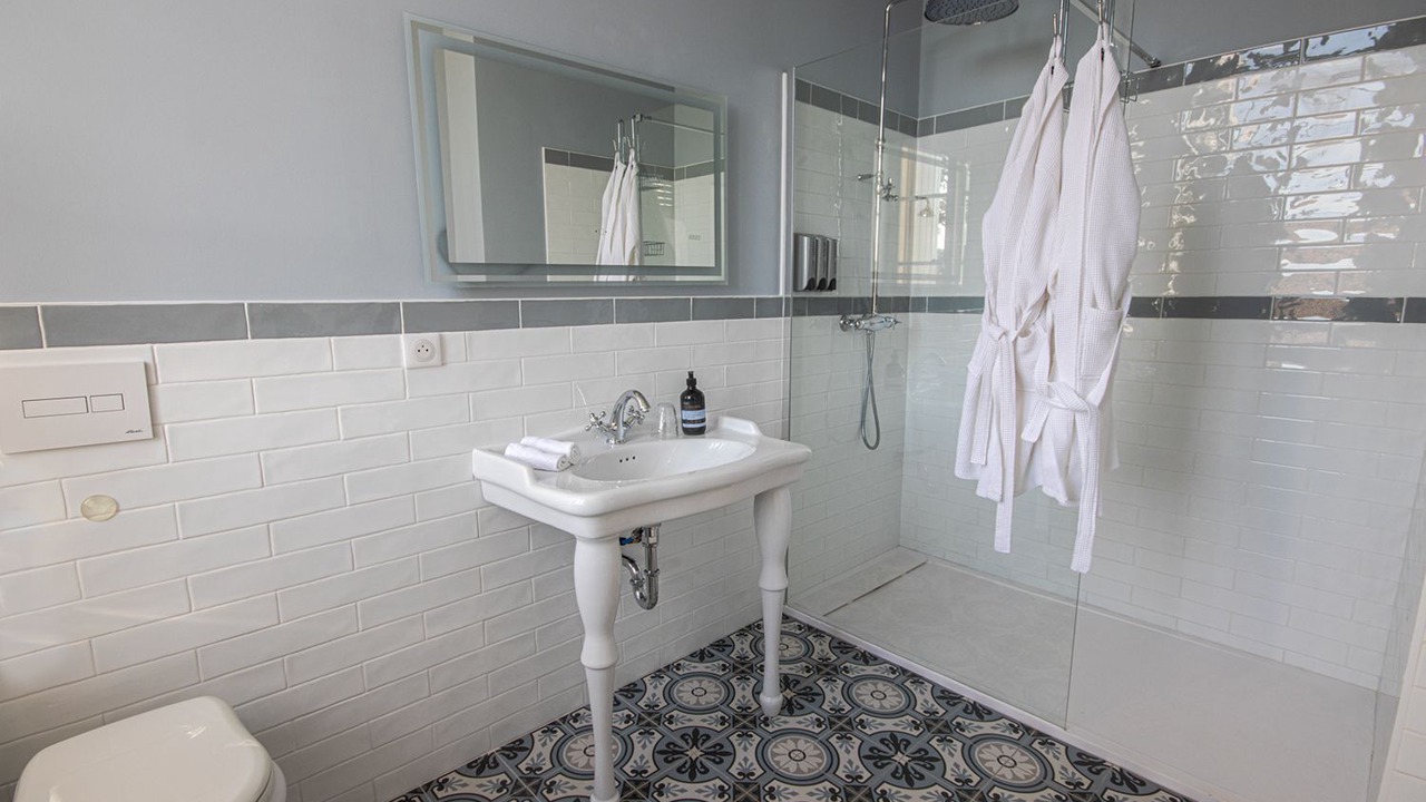 Photo of Bathroom in Nevian