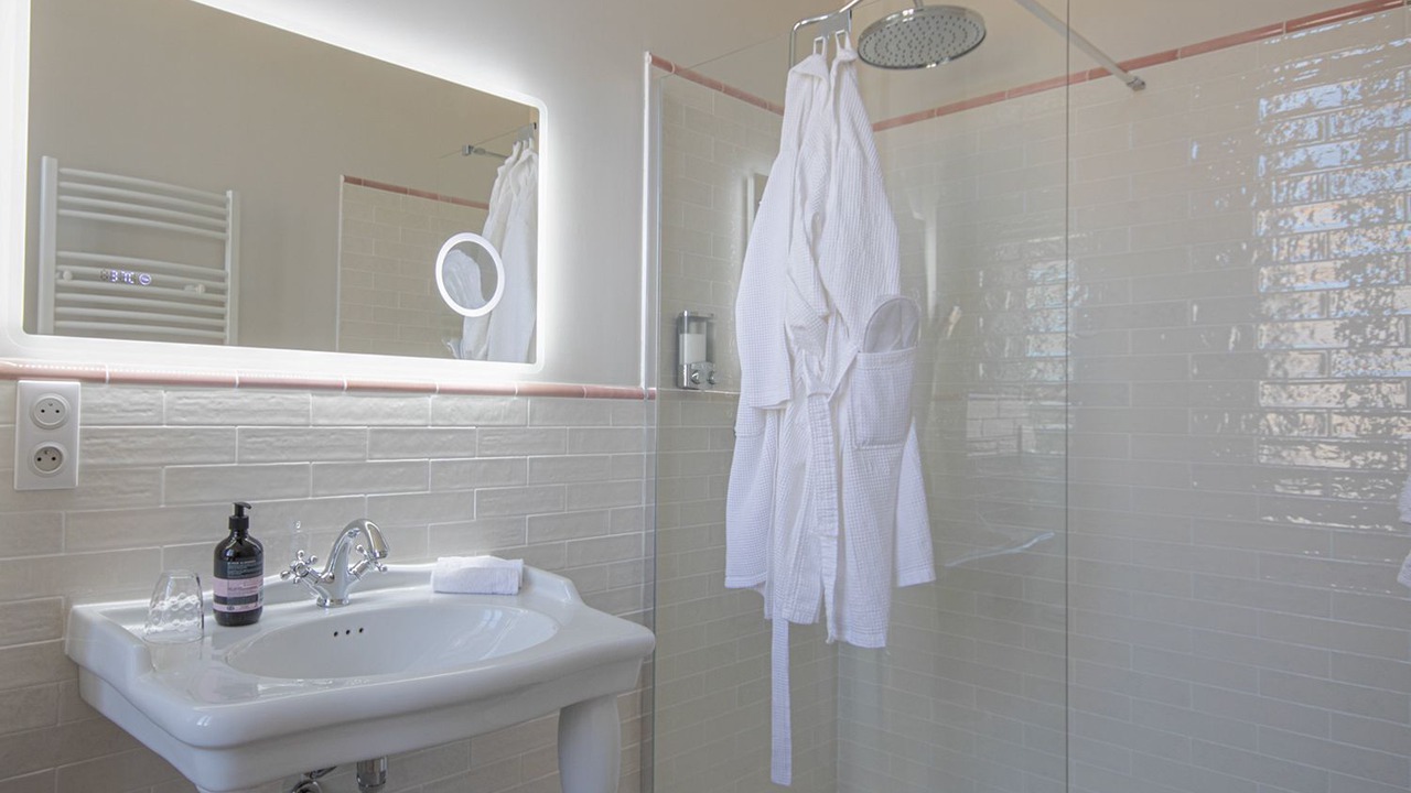 Photo of Bathroom in Nevian