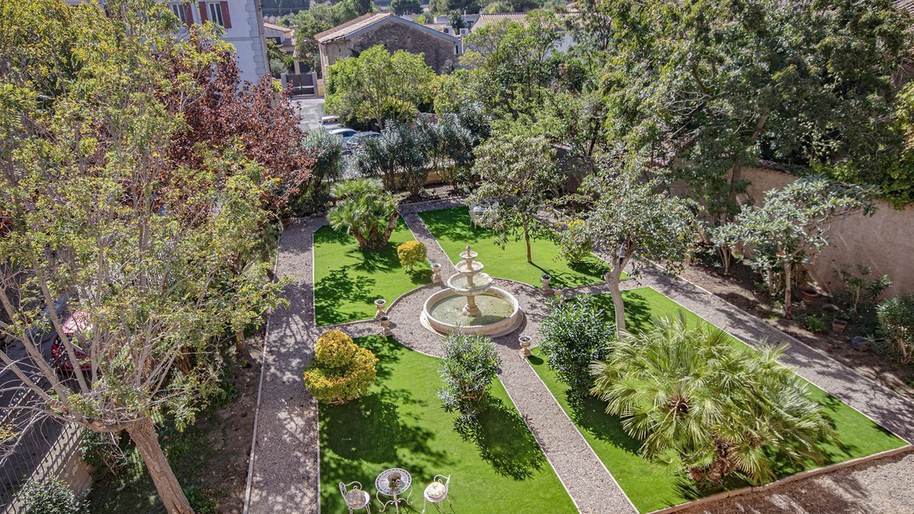 Photo of Outdoor in Nevian