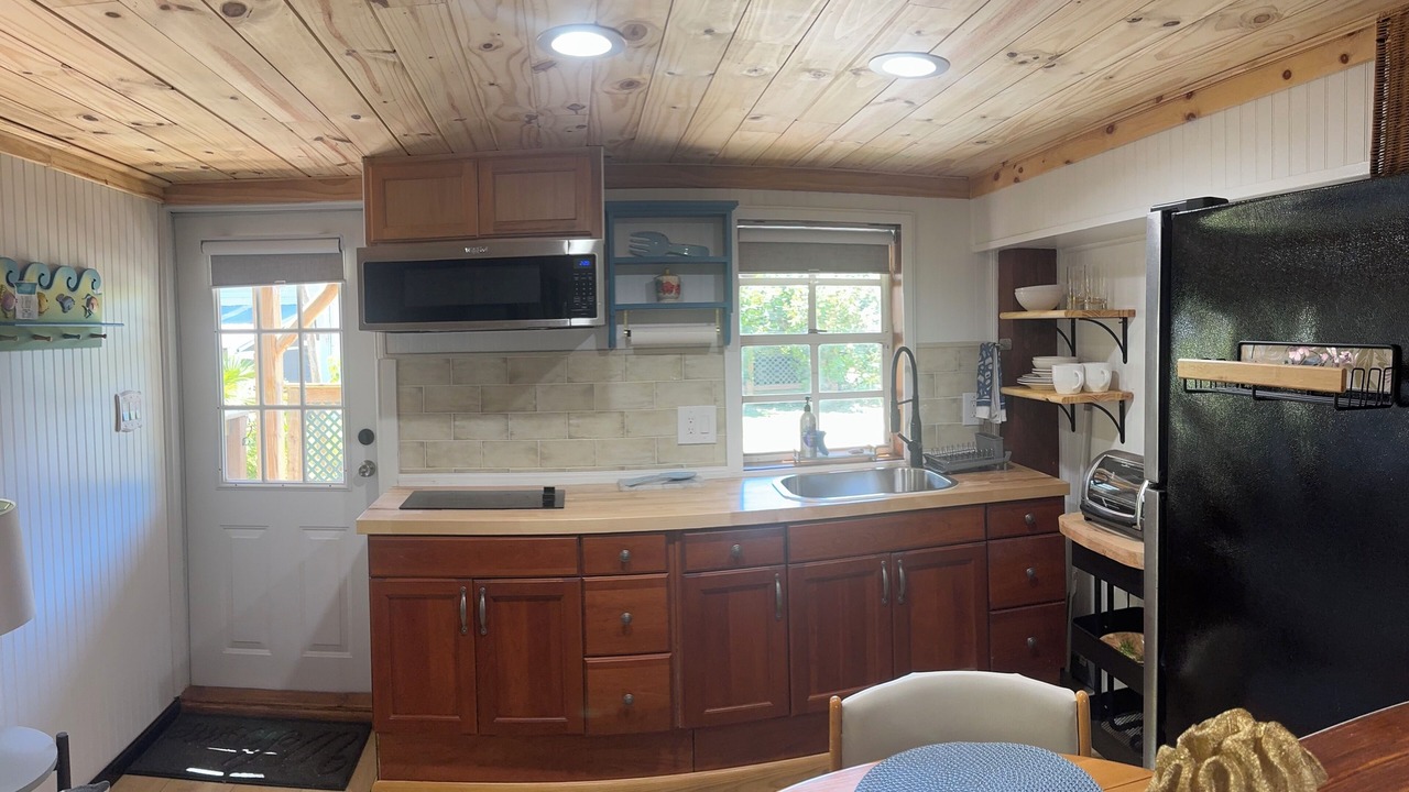 Photo of Kitchen in Pine Island Center