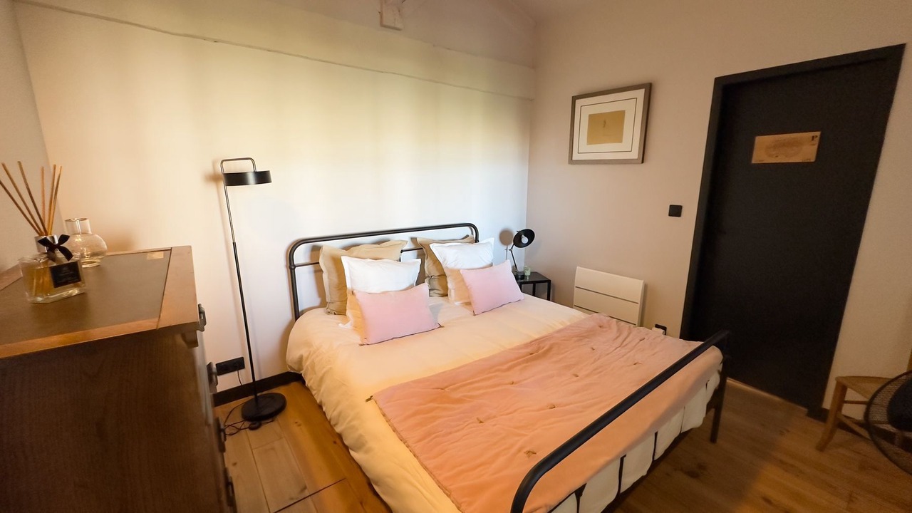 Photo of Bedroom in Saint-Christoly-Medoc