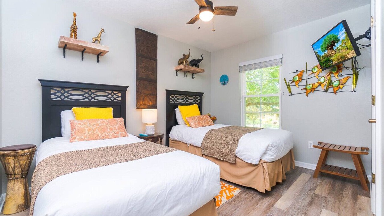 Photo of Bedroom in Sunset Lakes