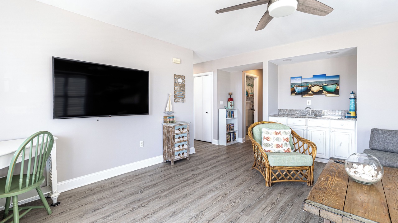 Photo of Livingroom in South Beach Haven