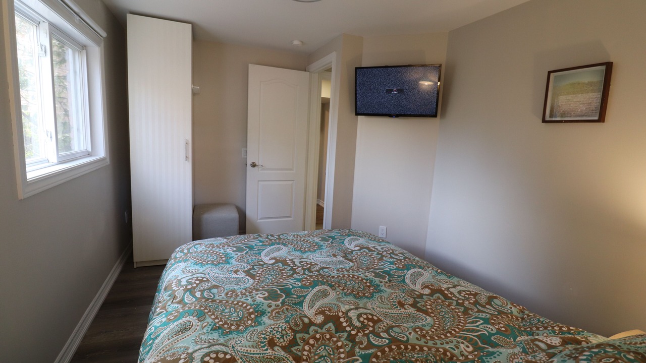 Photo of Bedroom in Thornhill