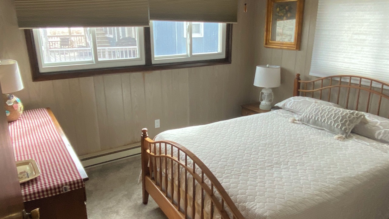 Photo of Bedroom in Harvey Cedars