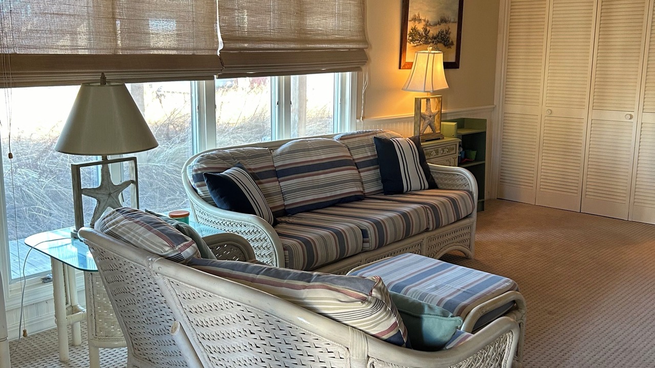 Photo of Livingroom in Harvey Cedars