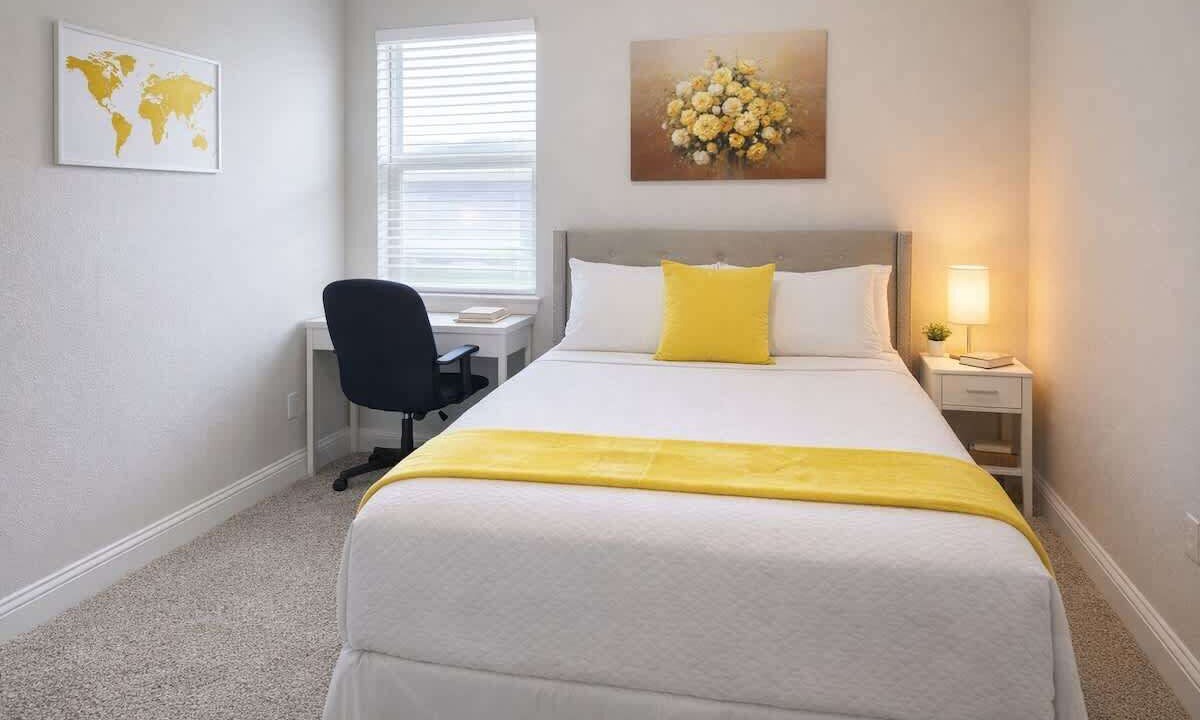 Photo of Bedroom in Euless