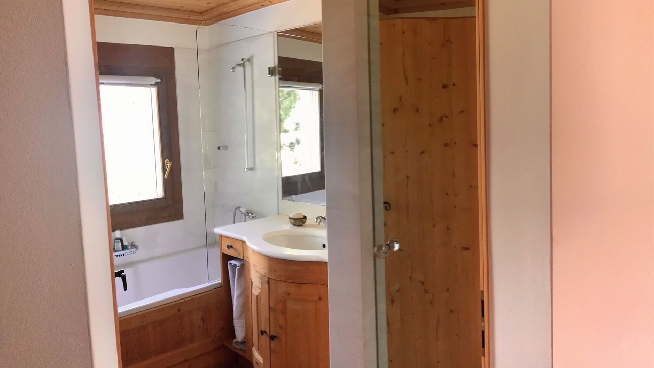 Photo of Bathroom in Champfer