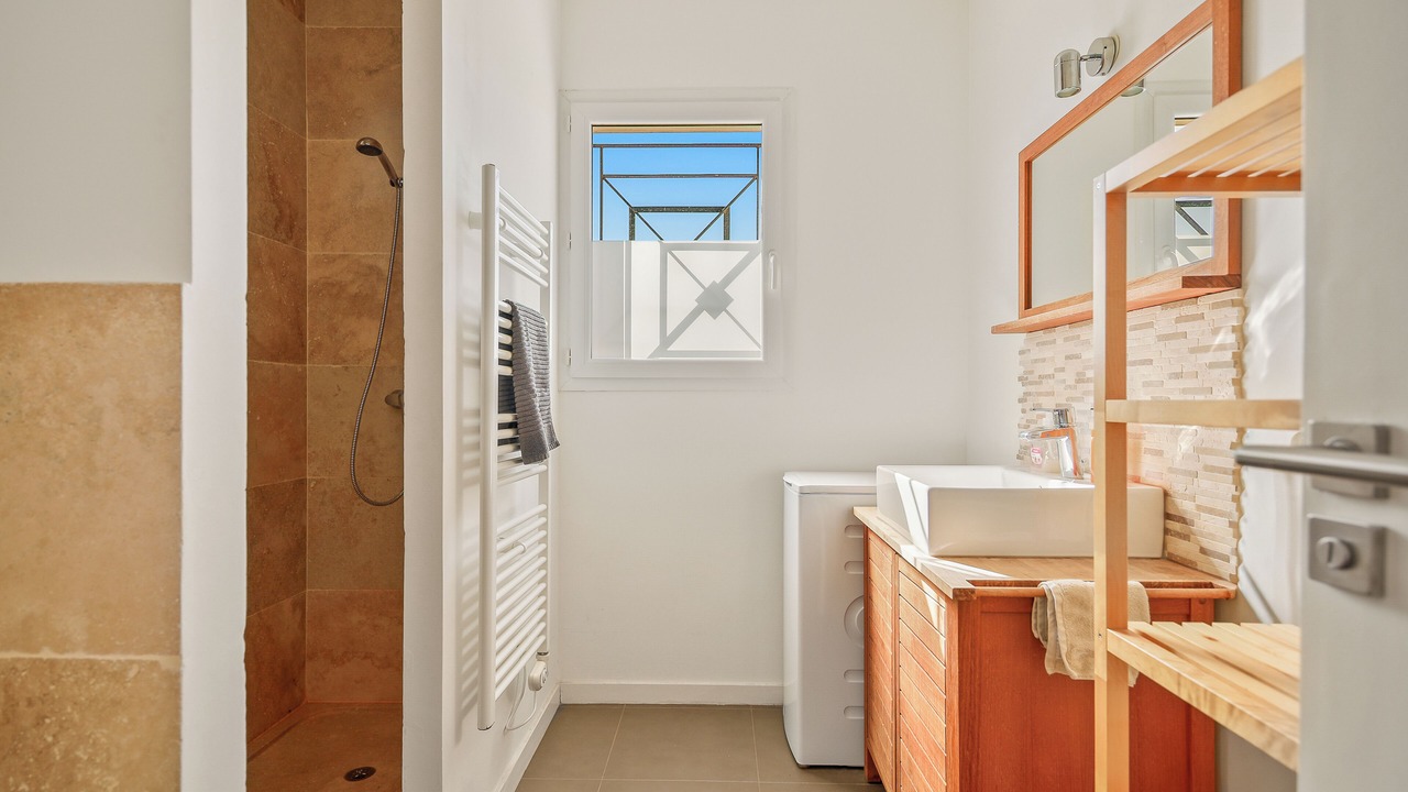 Photo of Bathroom in Le Mourillon