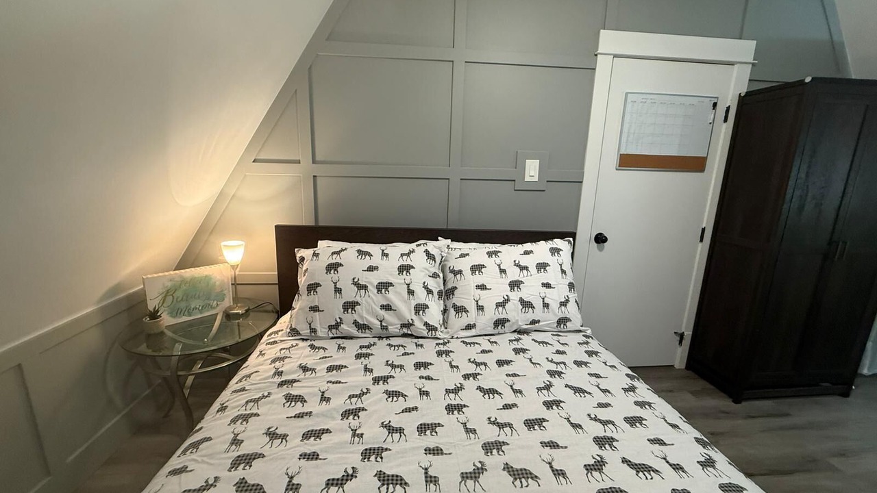 Photo of Bedroom in Saskatoon Downtown