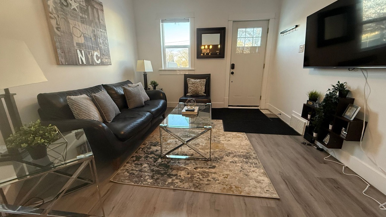 Photo of Livingroom in Saskatoon Downtown