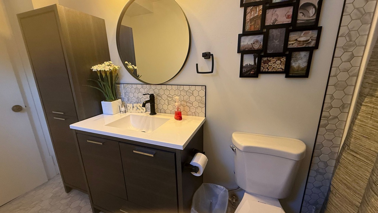 Photo of Bathroom in Saskatoon Downtown