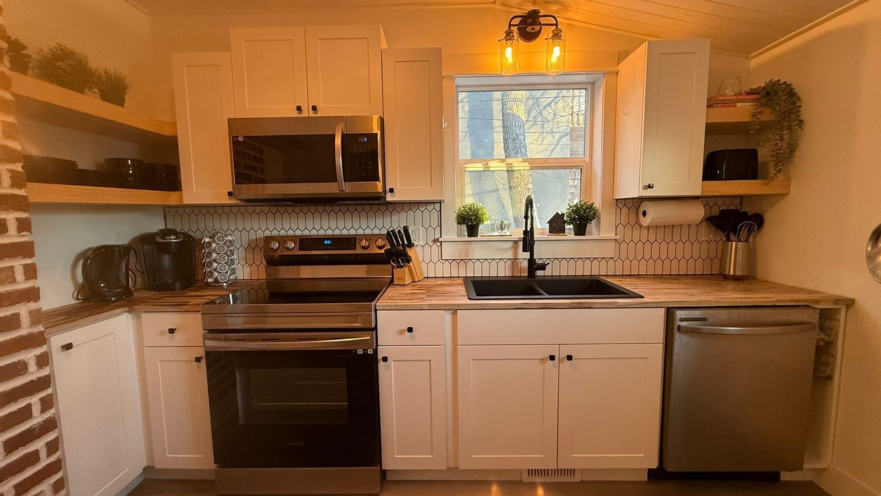 Photo of Kitchen in Saskatoon Downtown