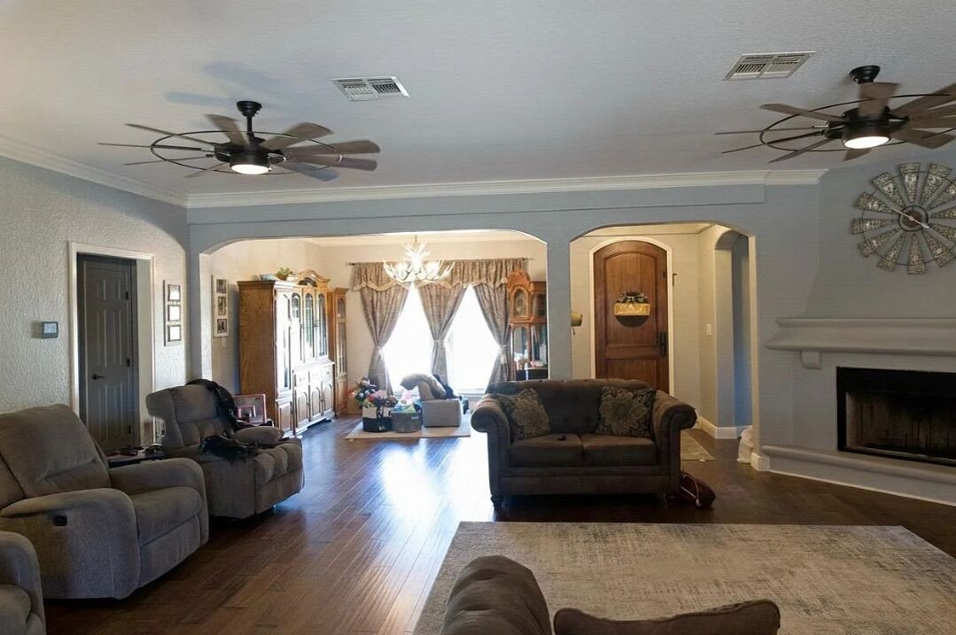 Photo of Livingroom in Spring Branch