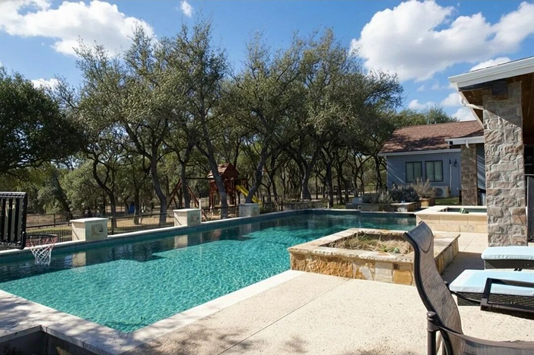 Photo of Outdoor in Spring Branch