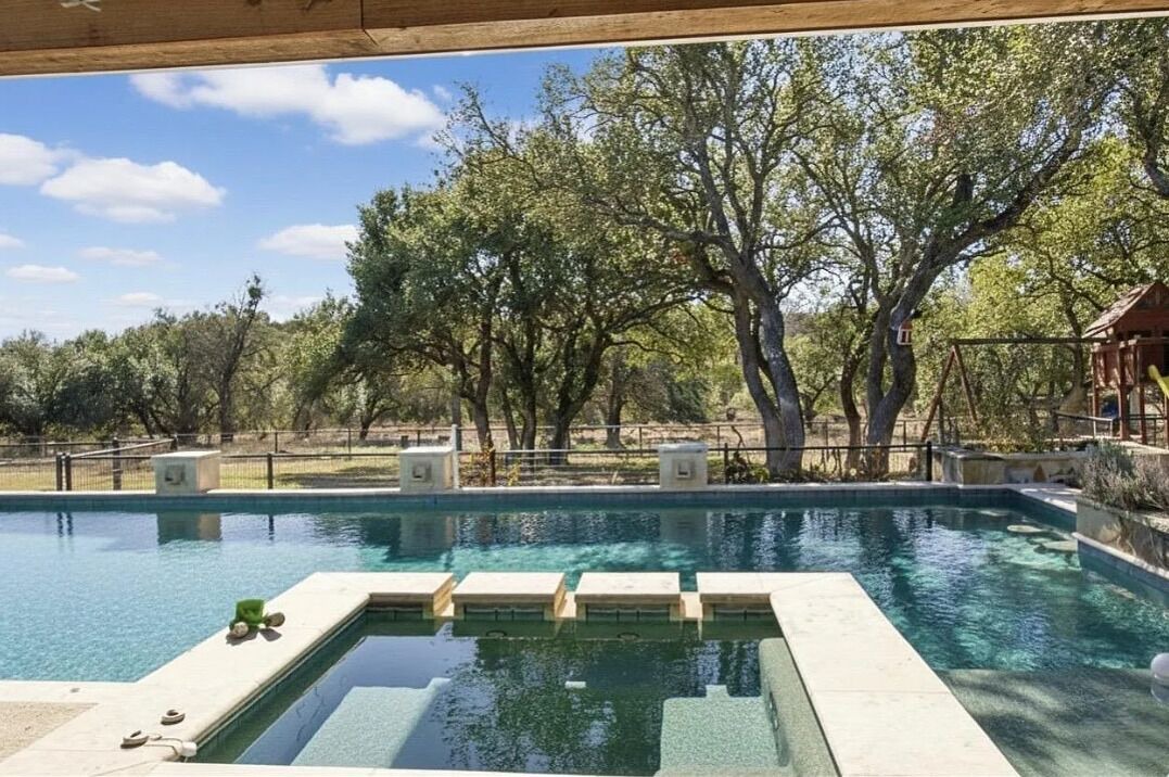 Photo of Outdoor in Spring Branch