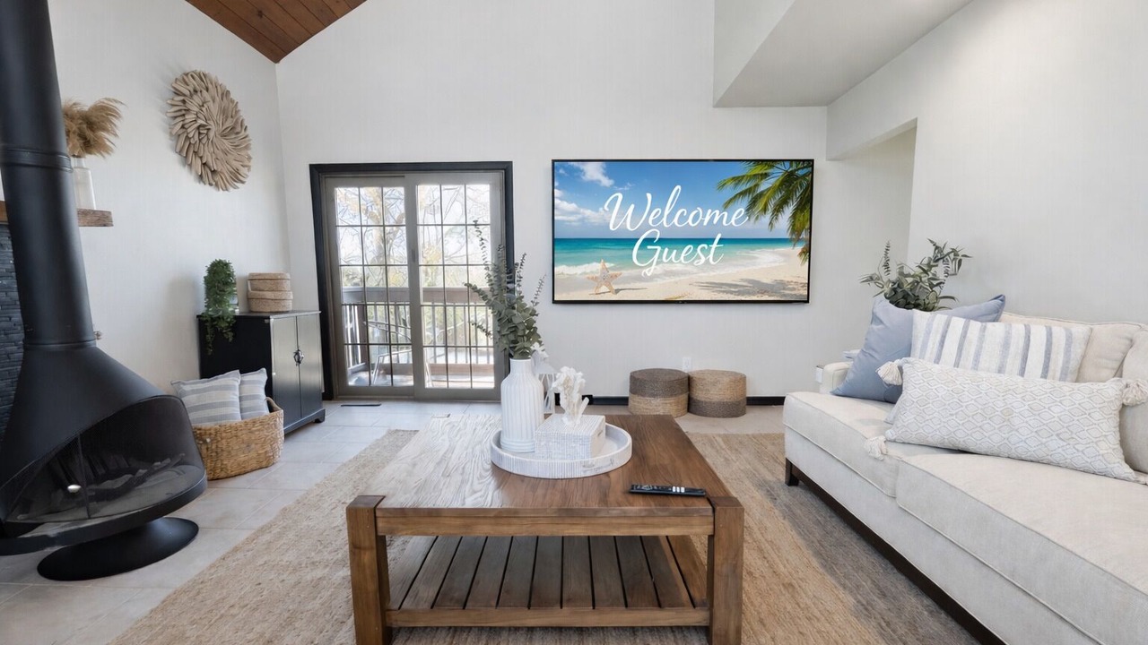 Photo of Livingroom in Branford