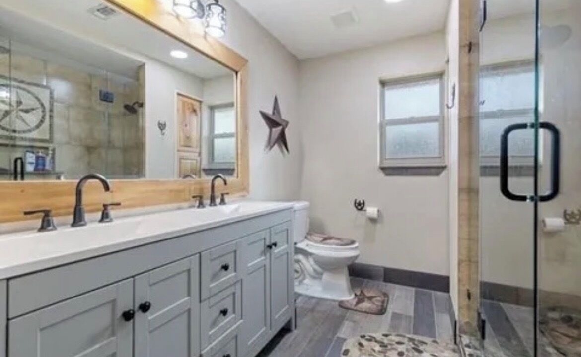 Photo of Bathroom in Albany