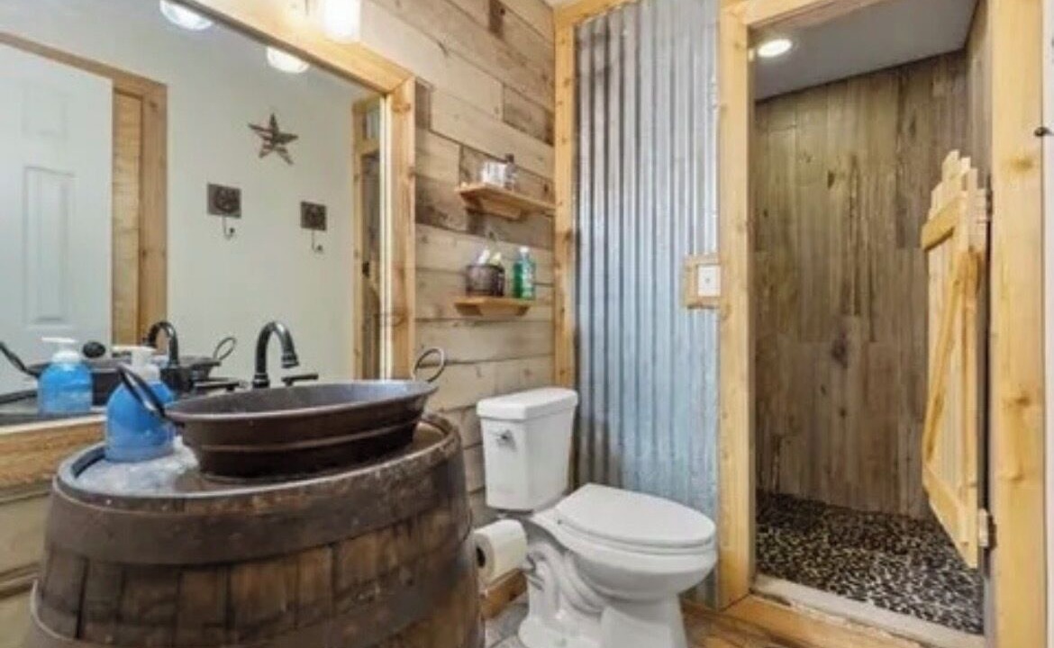 Photo of Bathroom in Albany