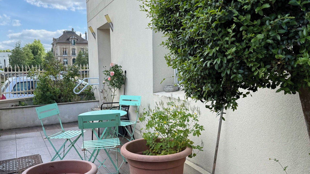 Photo of Outdoor in Pomponne