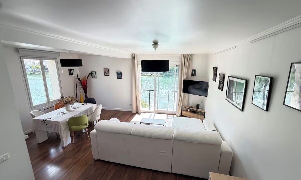 Photo of Livingroom in Pomponne