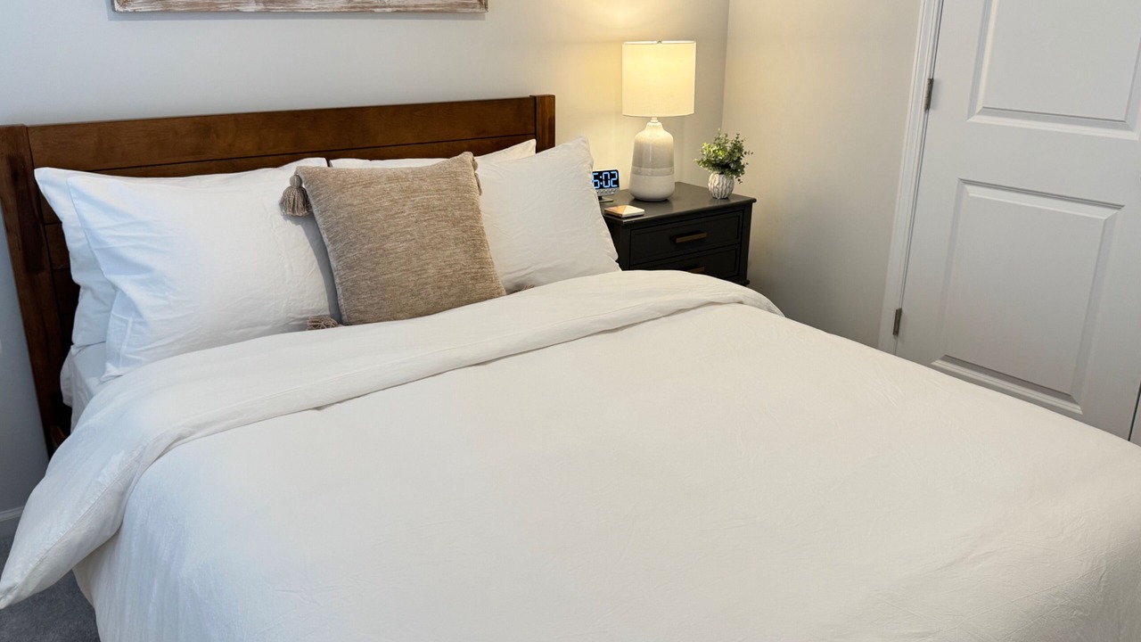 Photo of Bedroom in Apex