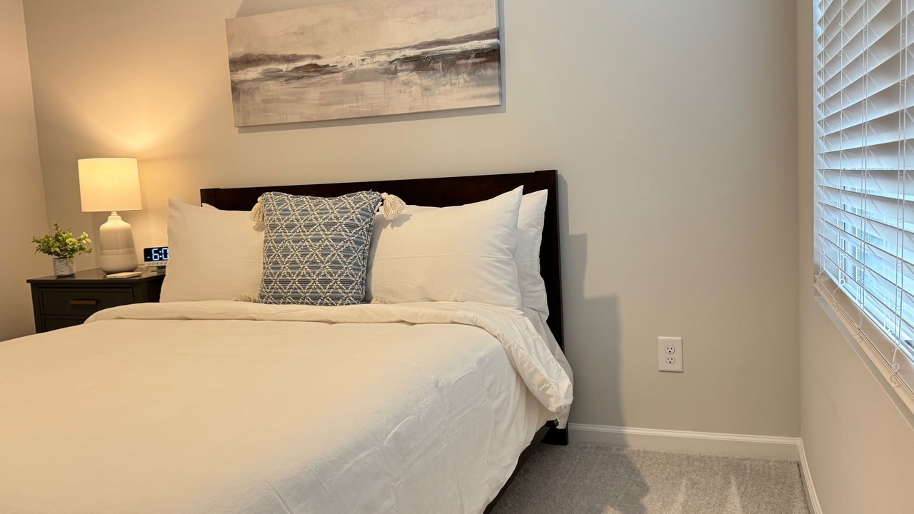 Photo of Bedroom in Apex