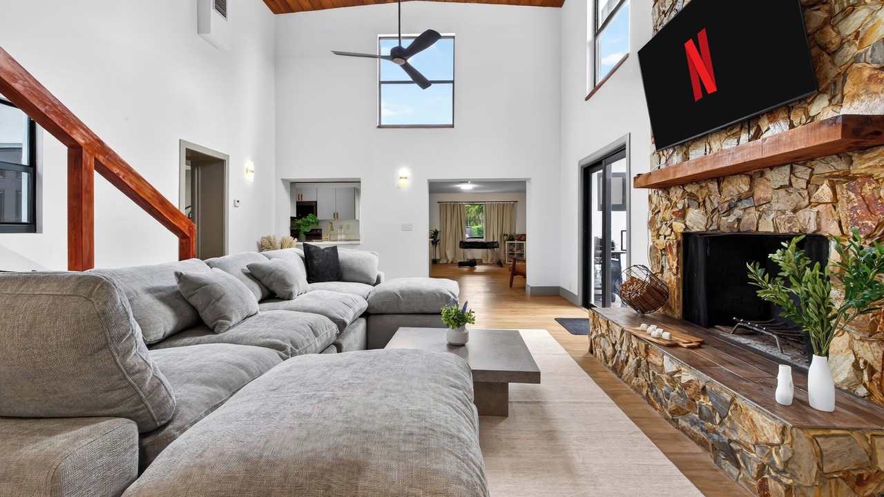 Photo of Livingroom in Driftwood