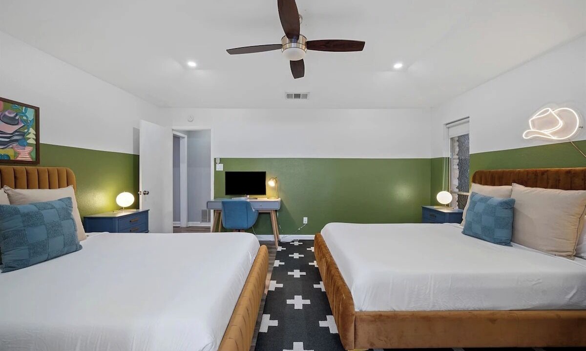 Photo of Bedroom in North Oaks