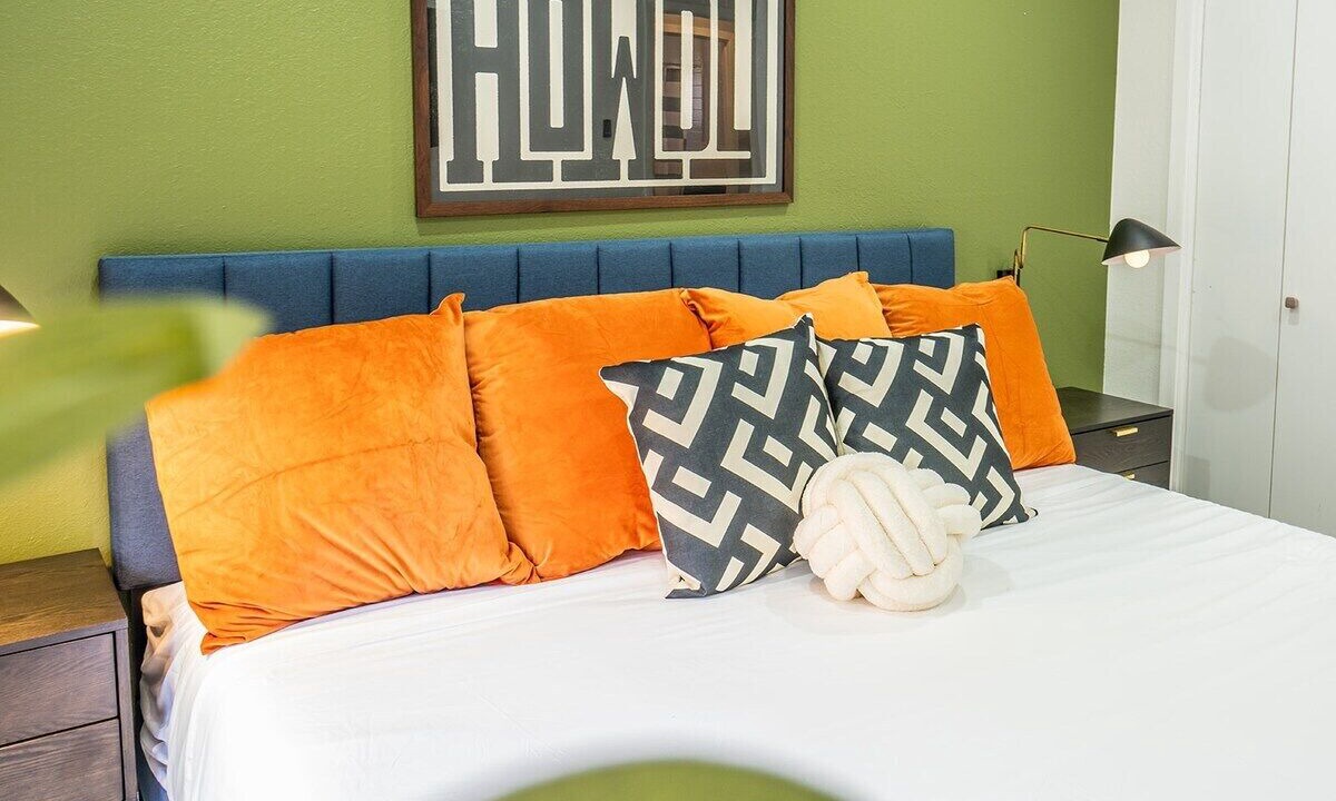 Photo of Bedroom in North Oaks