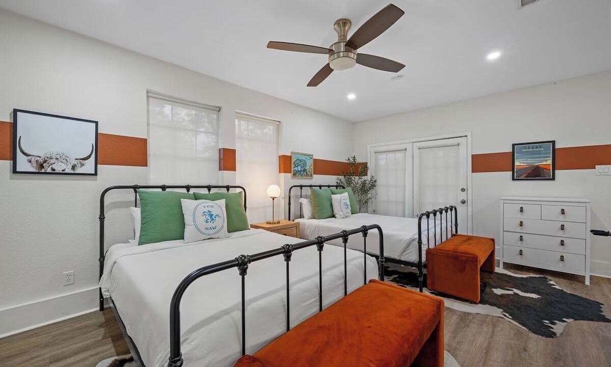 Photo of Bedroom in North Oaks