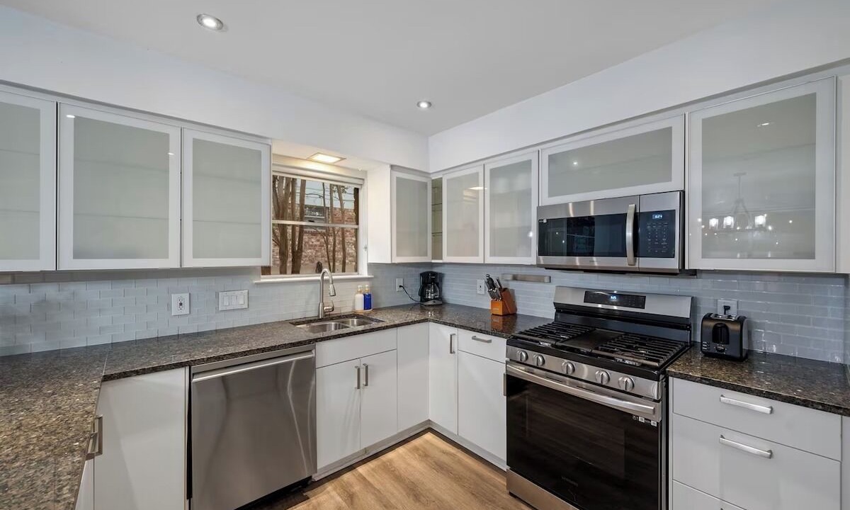 Photo of Kitchen in North Oaks