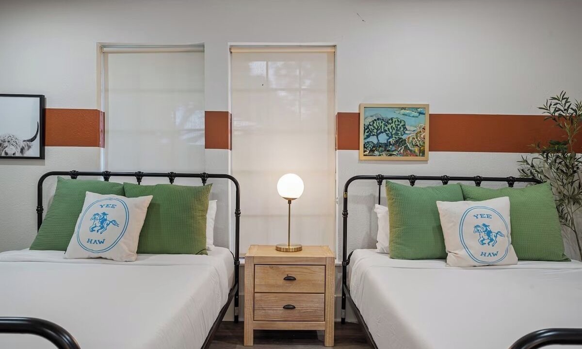 Photo of Bedroom in North Oaks